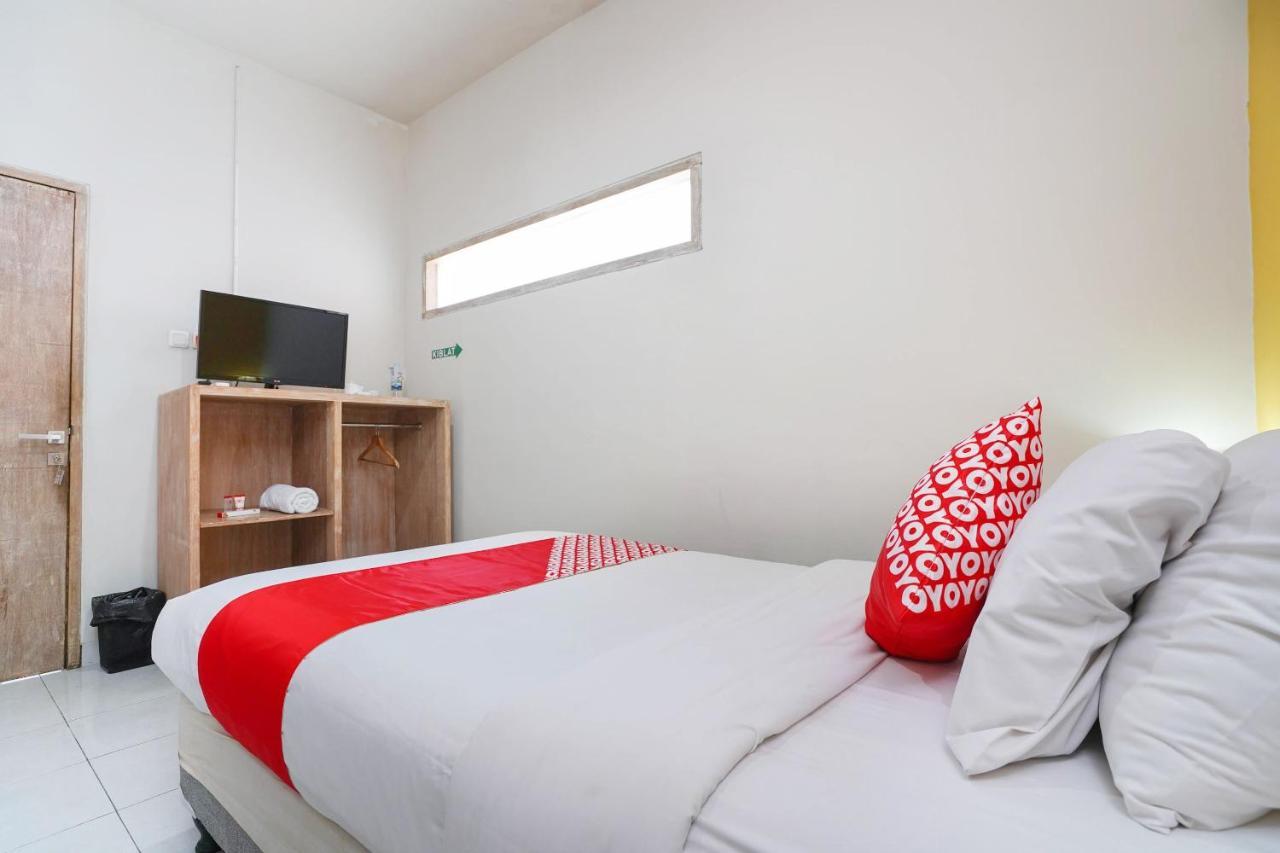 OYO 1638 Cityzen Renon Hotel Denpasa Buitenkant foto