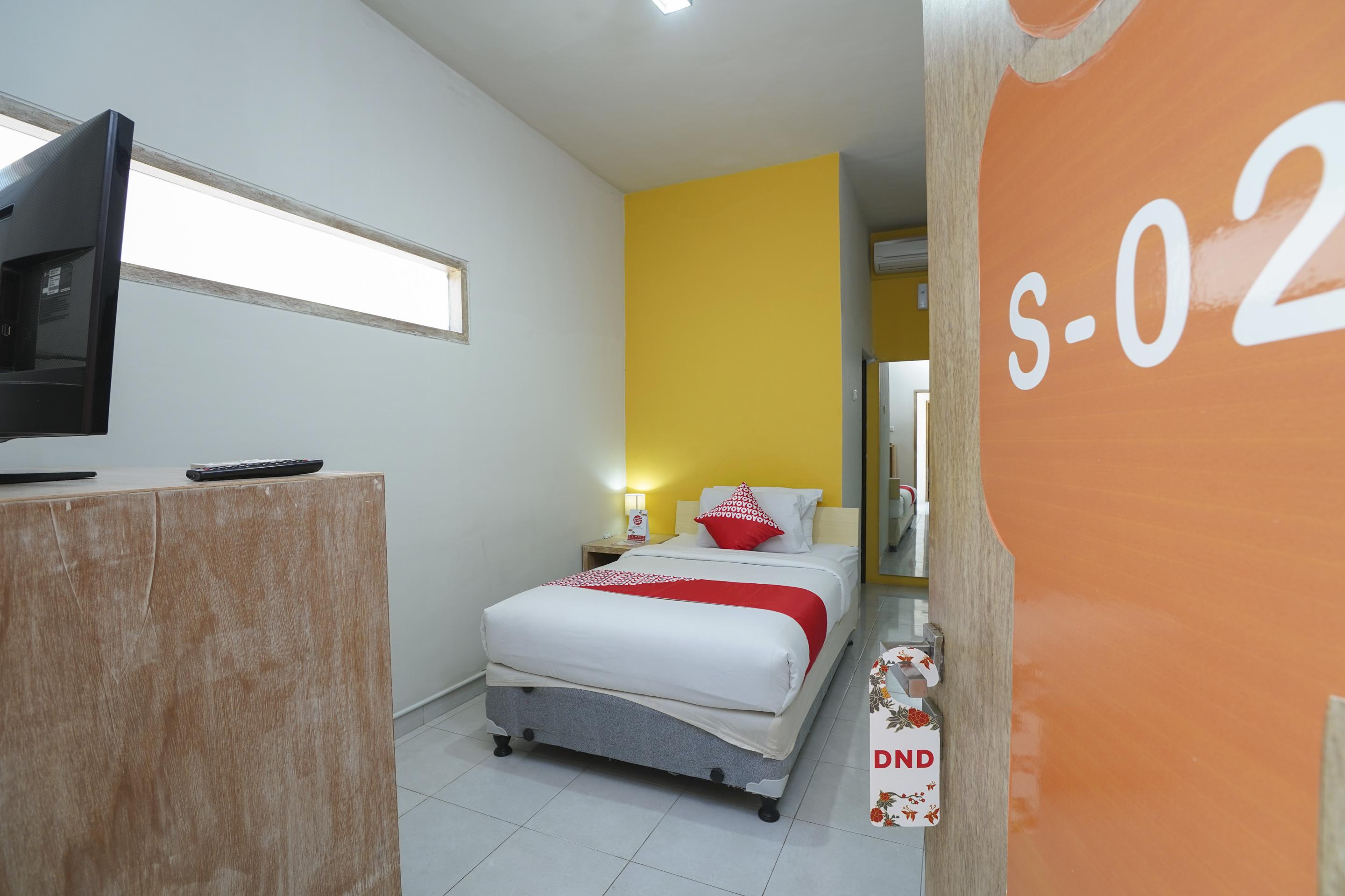 OYO 1638 Cityzen Renon Hotel Denpasa Buitenkant foto