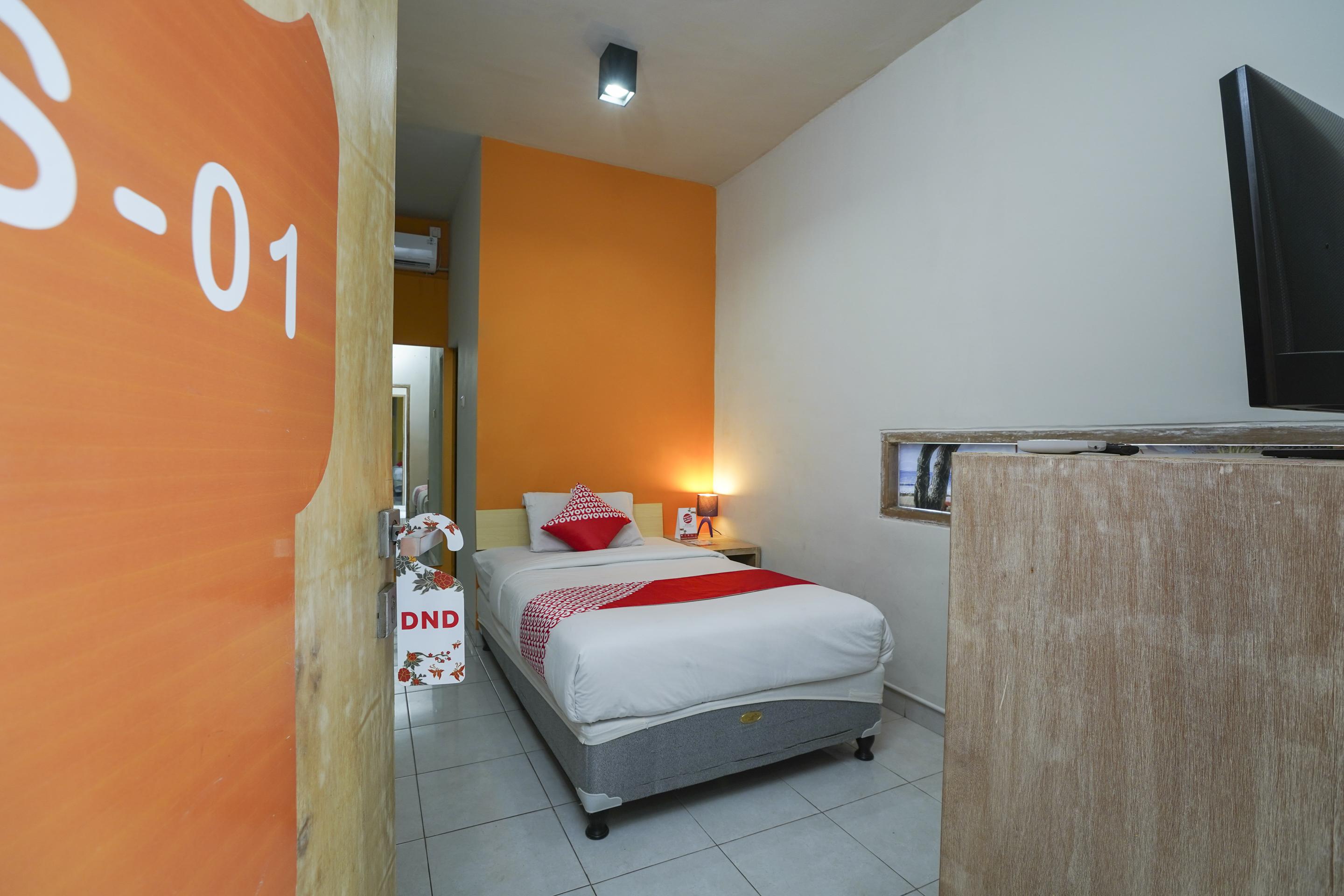 OYO 1638 Cityzen Renon Hotel Denpasa Buitenkant foto