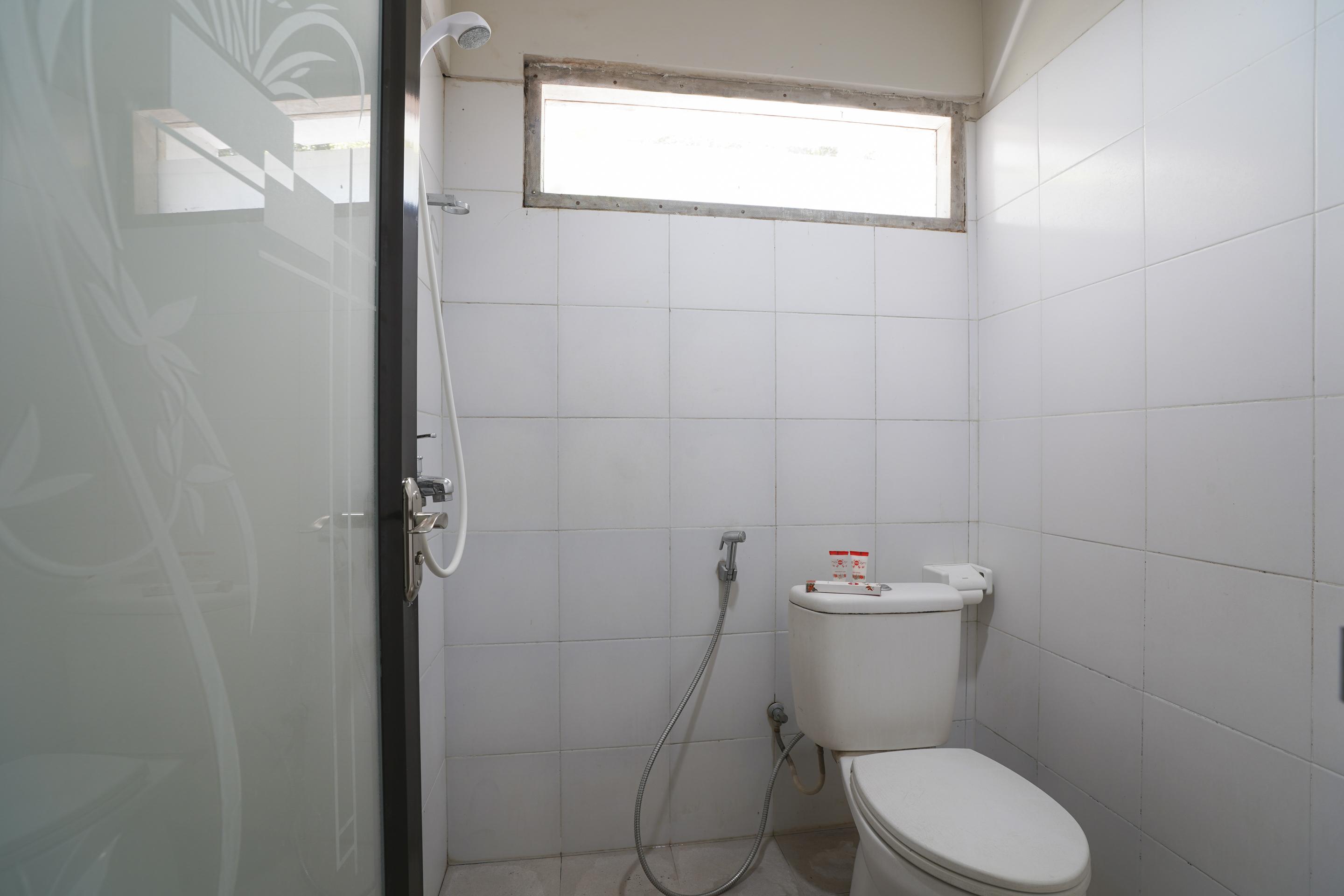 OYO 1638 Cityzen Renon Hotel Denpasa Buitenkant foto