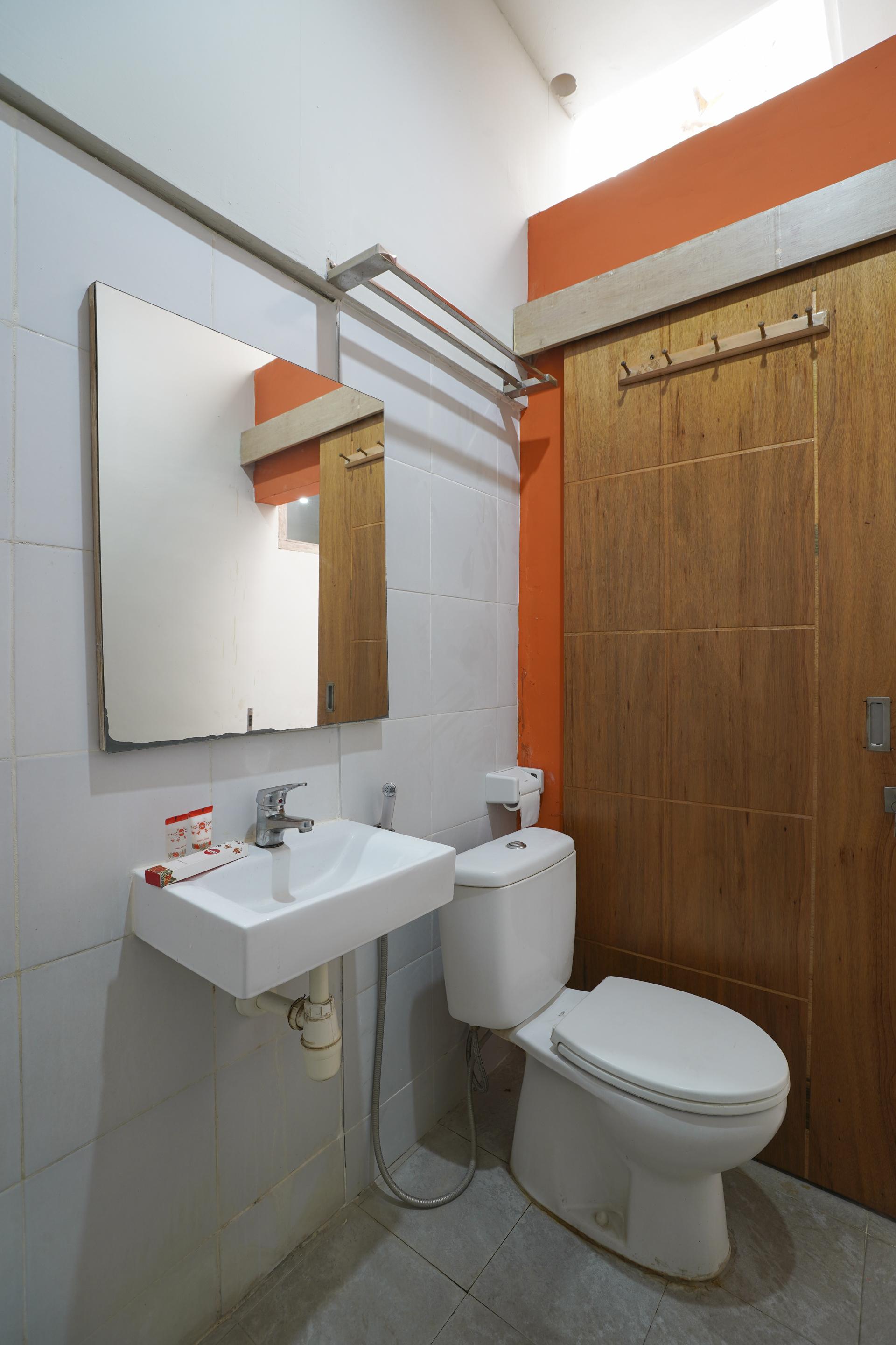 OYO 1638 Cityzen Renon Hotel Denpasa Buitenkant foto