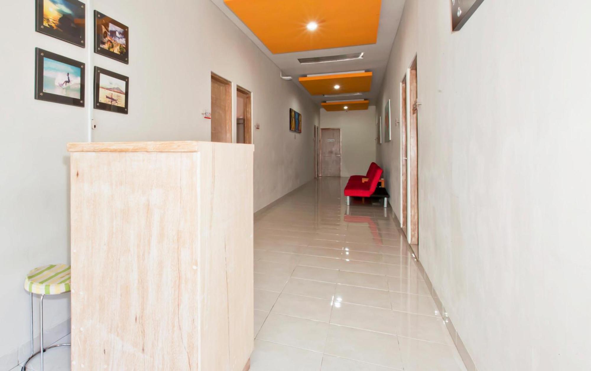 OYO 1638 Cityzen Renon Hotel Denpasa Buitenkant foto