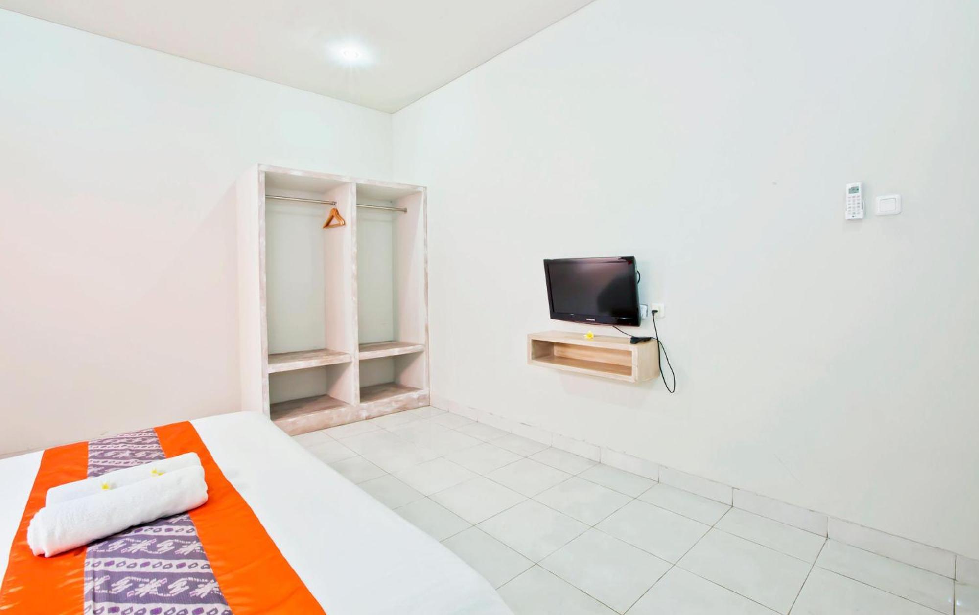 OYO 1638 Cityzen Renon Hotel Denpasa Buitenkant foto